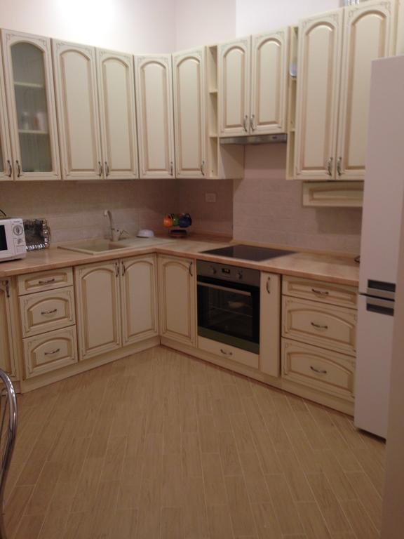 3 Rooms Apartments In The City Centr Lviv Exterior photo